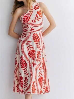 h&m pleated one shoulder dress H&M White One Shoulder Dresses for Women on Sale up to 90% Off: Poshmark